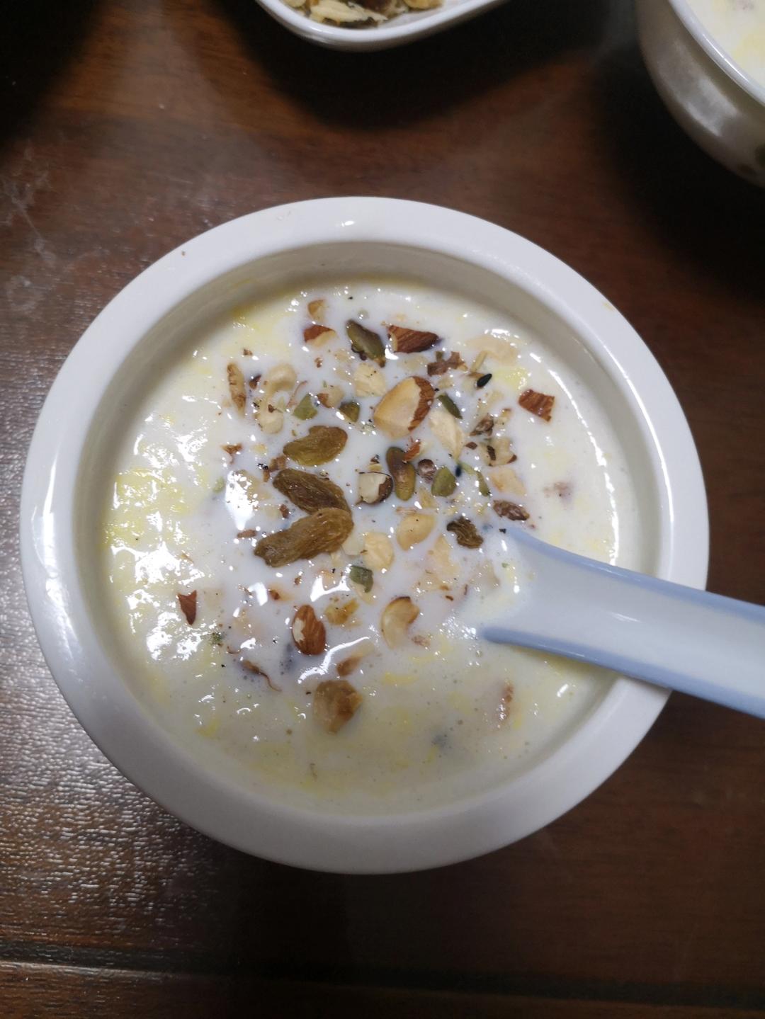 牛奶鸡蛋醪糟 冬日里最爱的甜品汤