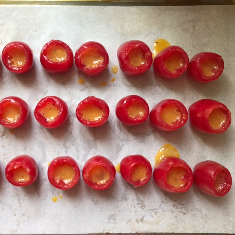 烤番茄鸡蛋盅的做法 步骤5