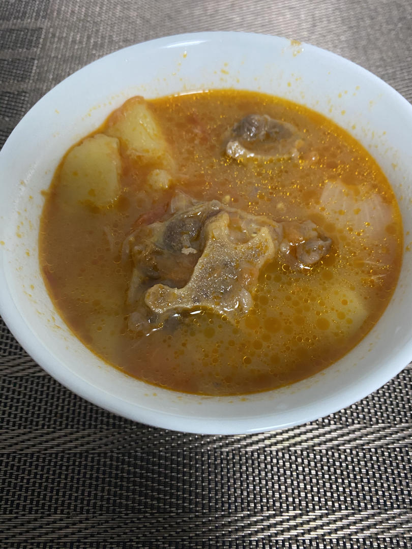 番茄牛尾汤