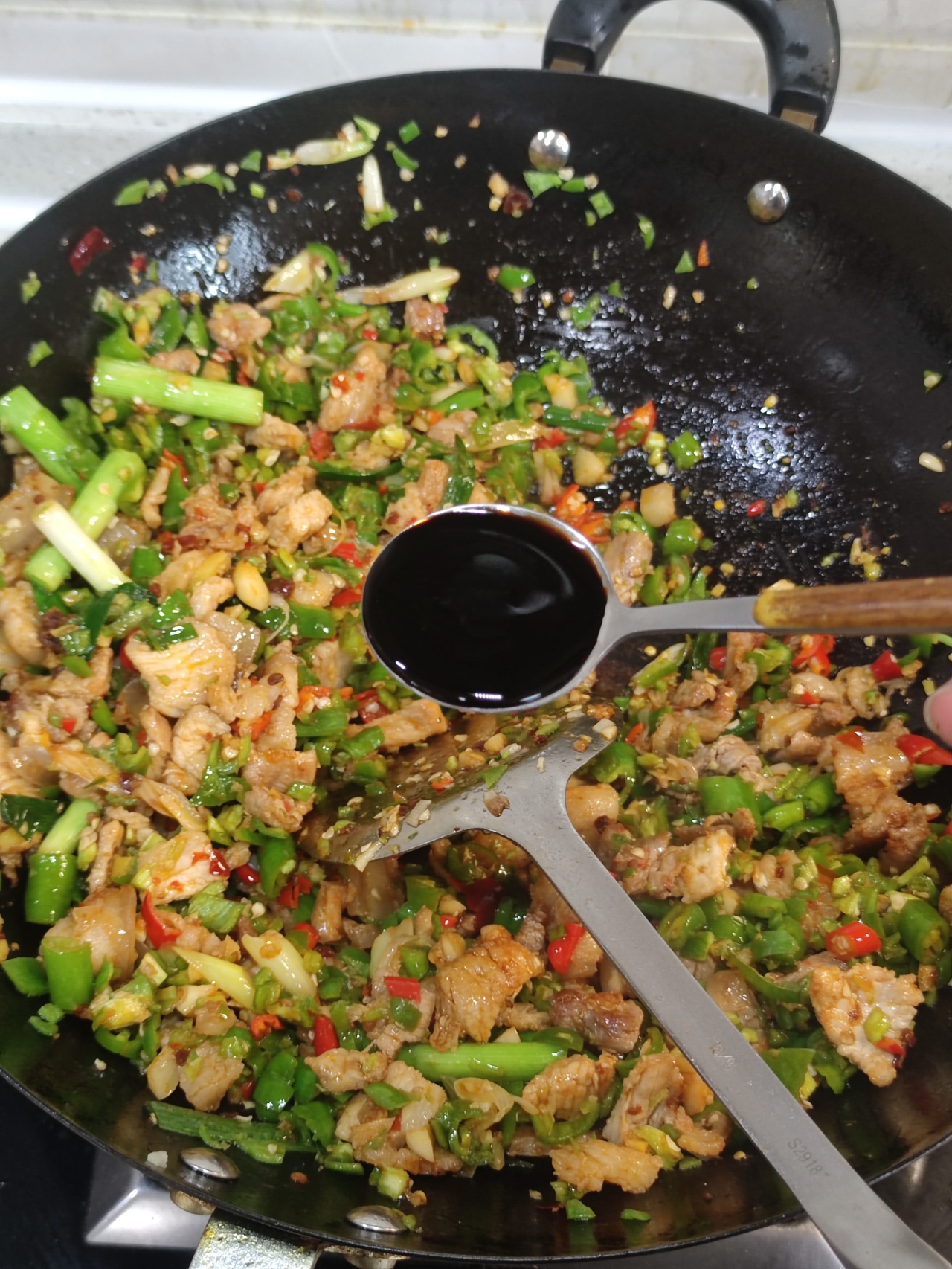 剁椒小炒肉🌶️｜开胃小菜的做法 步骤7