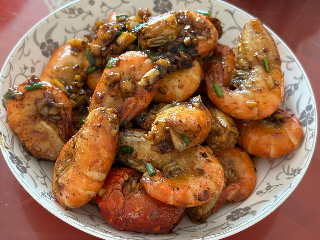 芥末黄油罗氏虾