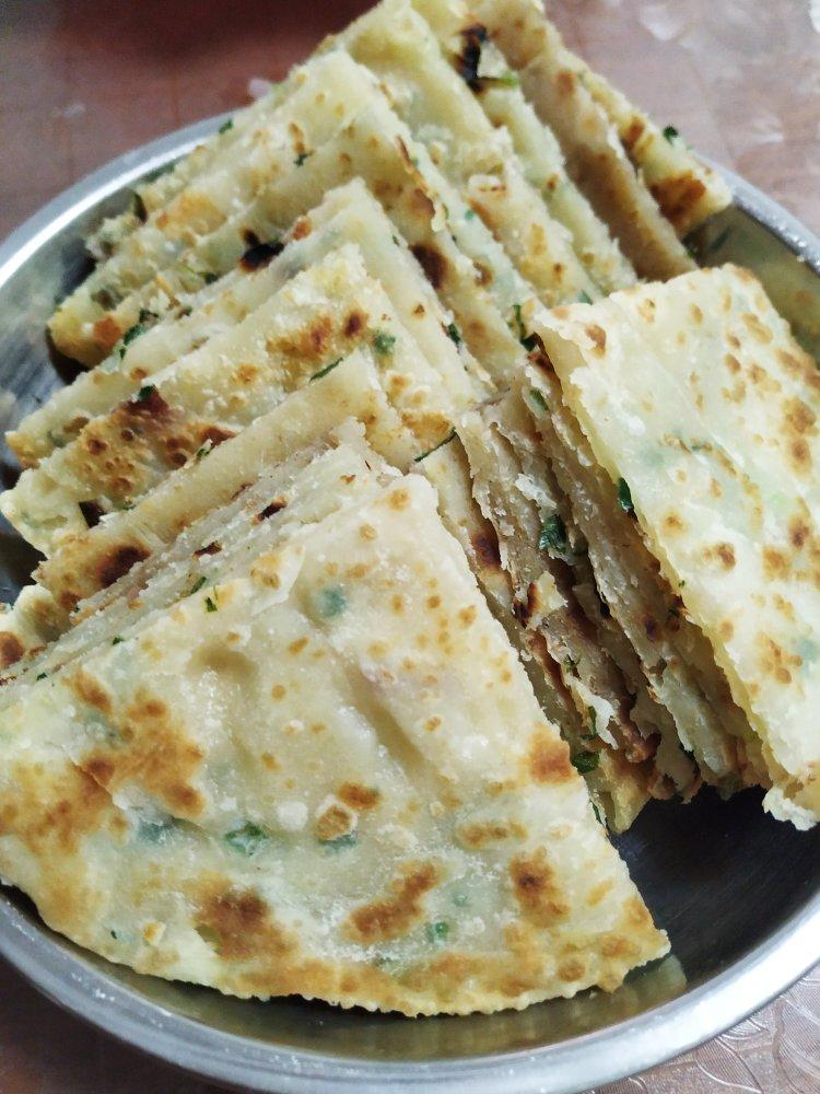 “香酥葱油饼”--好吃停不下