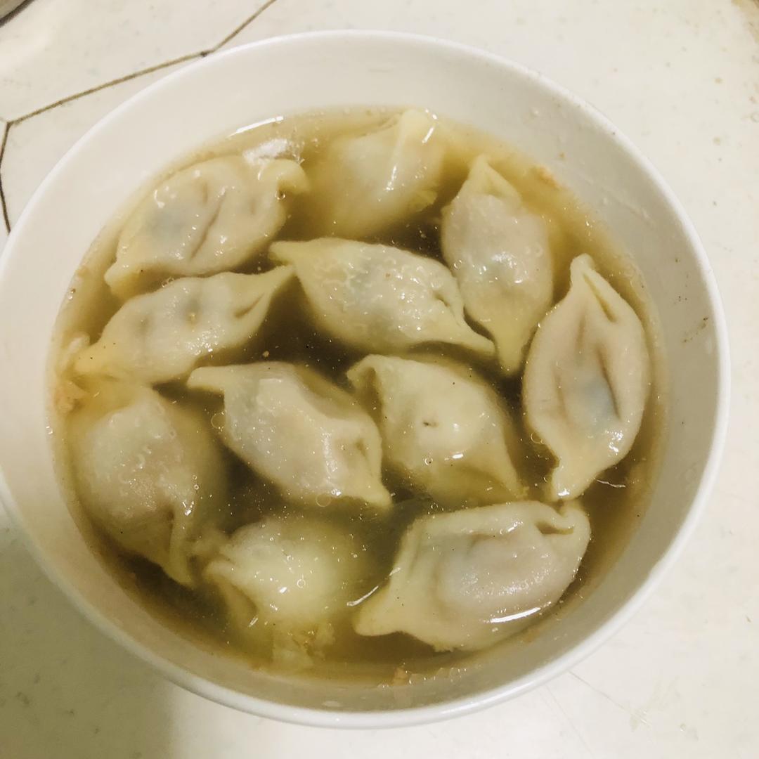 煮速冻饺子不破的小妙招