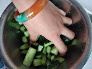 小凉菜-拌黄瓜的做法 步骤2
