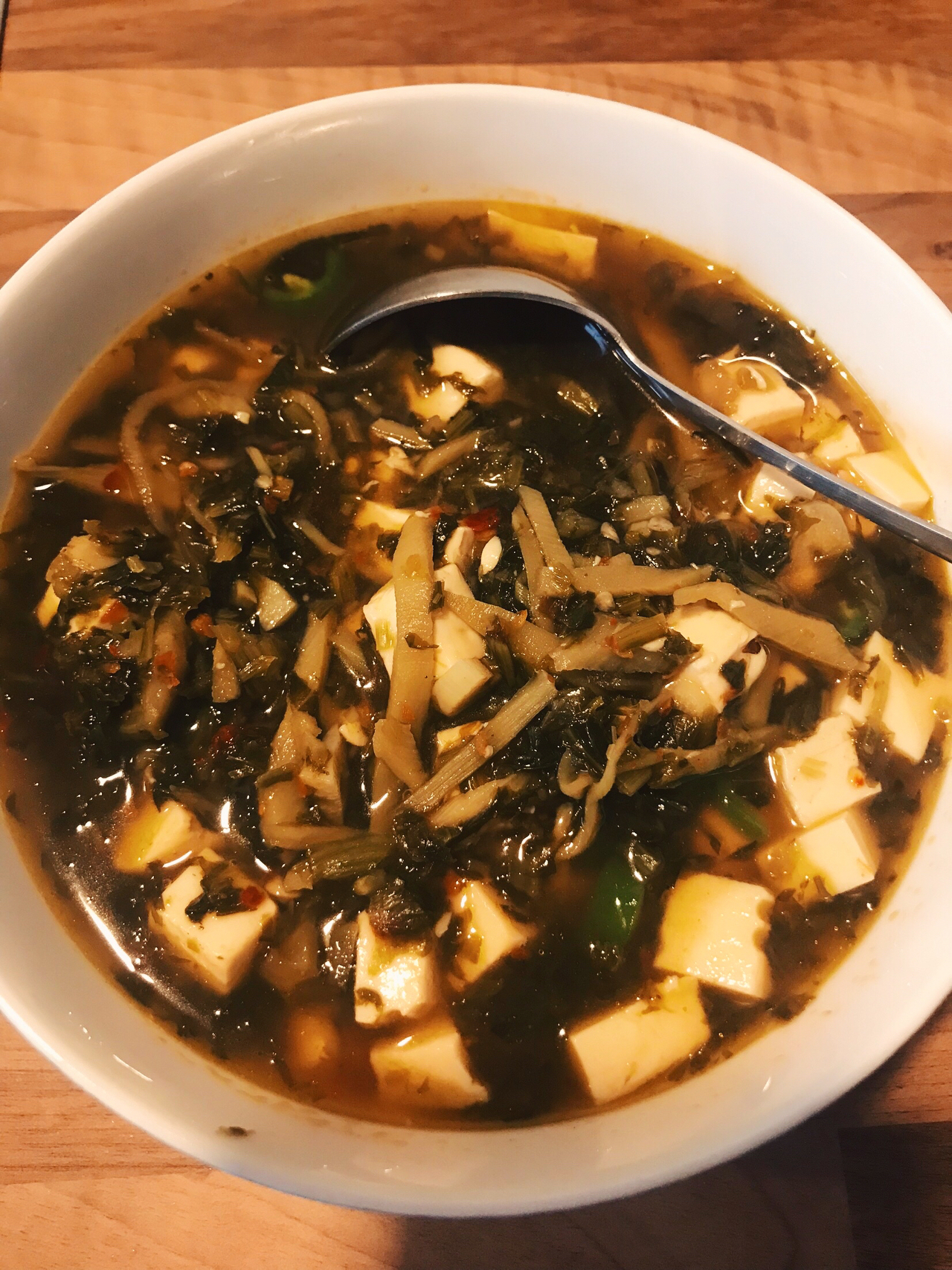 简单好喝的酸菜豆腐汤