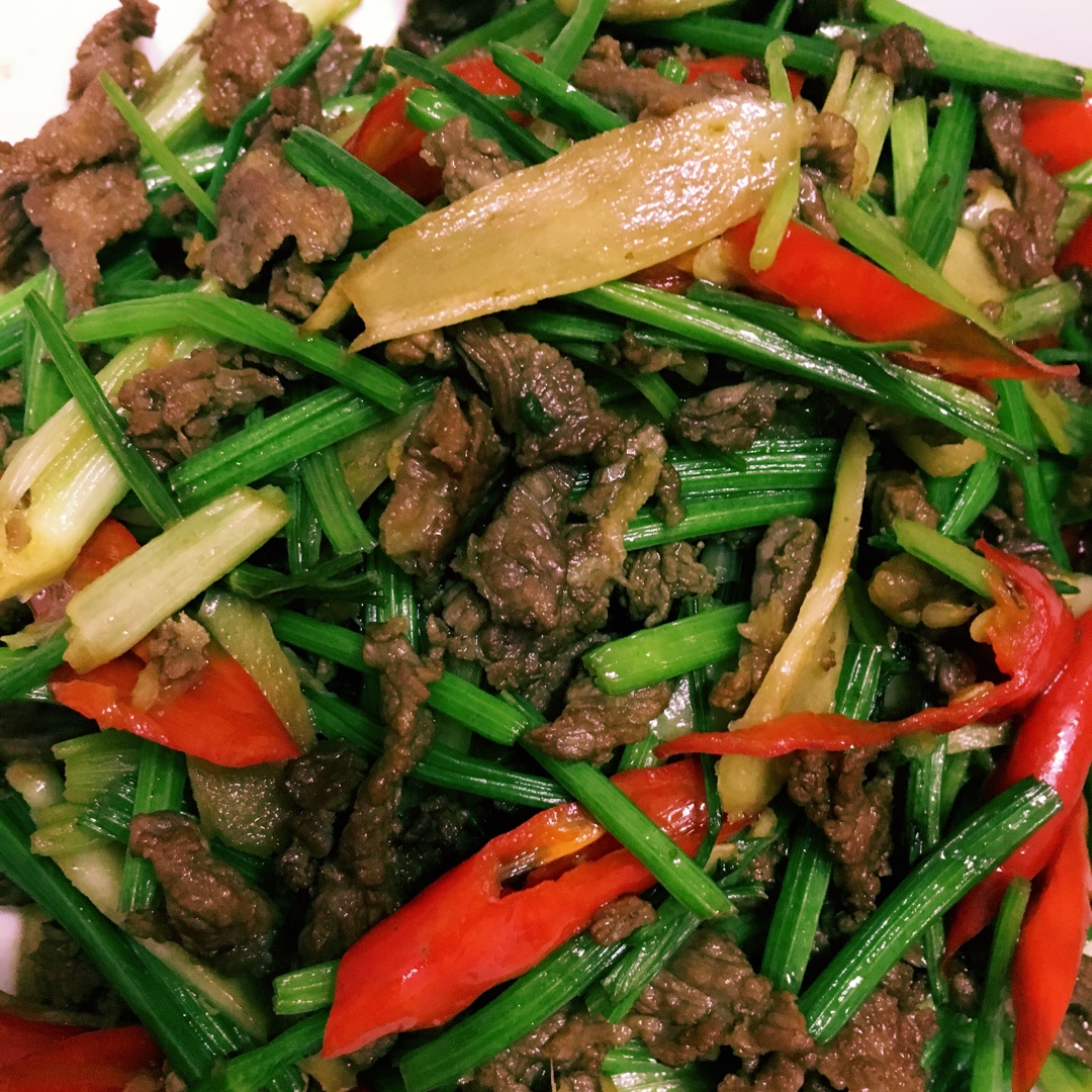 芹菜炒牛肉