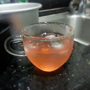 清新可口的水蜜桃李子冰茶，so easy的做法 步骤7