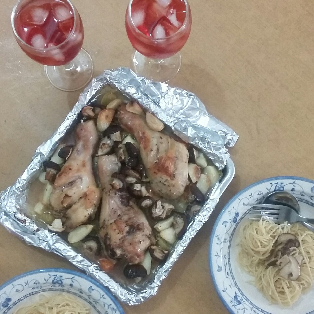 番茄大蒜香草烤鸡腿（庄祖宜）