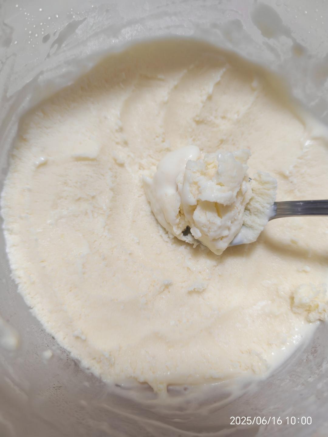 榴莲冰淇凌（消耗淡奶油）