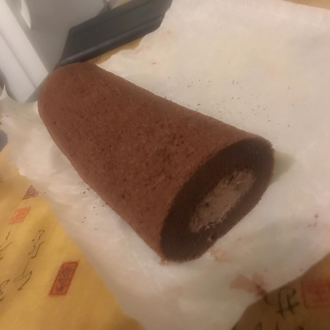 超浓郁卷不裂的巧克力蛋糕卷