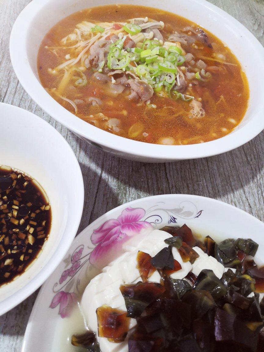 【简单有营养】番茄酸汤肥牛