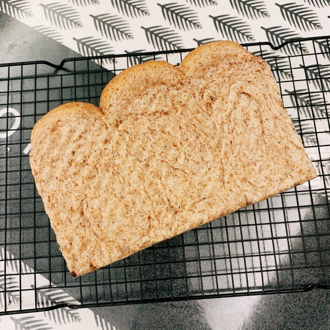 【健康烘培】超低卡黑全麦吐司