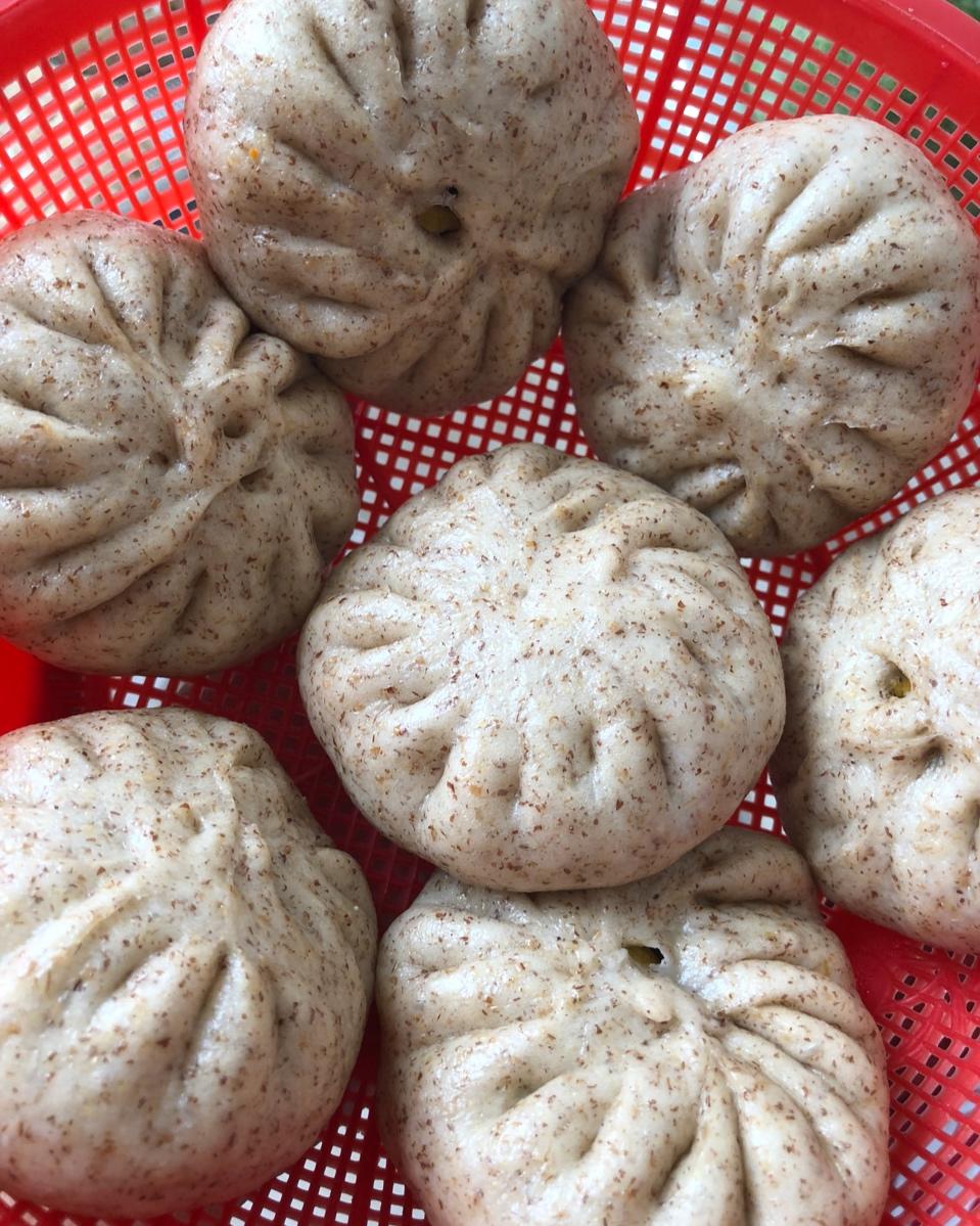 减肥伴侣——黑全麦馒头