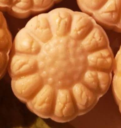 史上最简单包法的冰皮奶黄流心月饼（百分百成功）