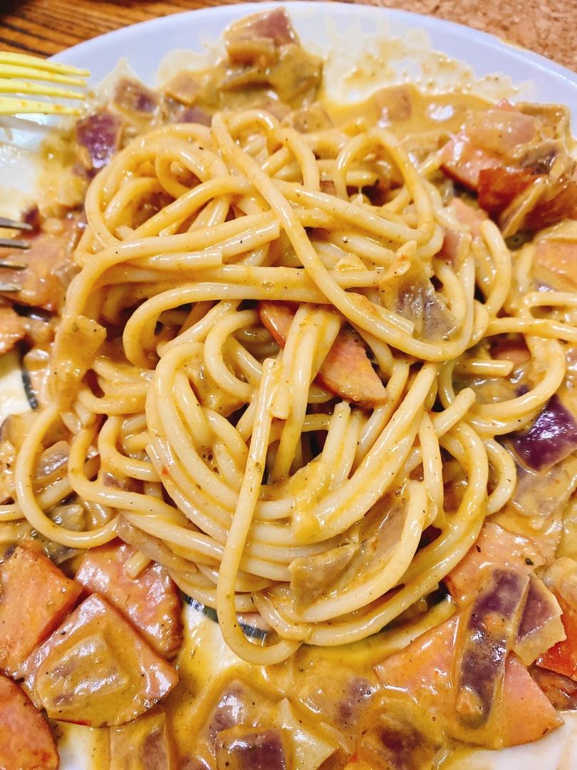 奶油培根意大利面 - Creamy Beacon Linguine
