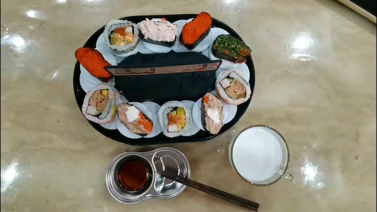 自制寿司拼盘