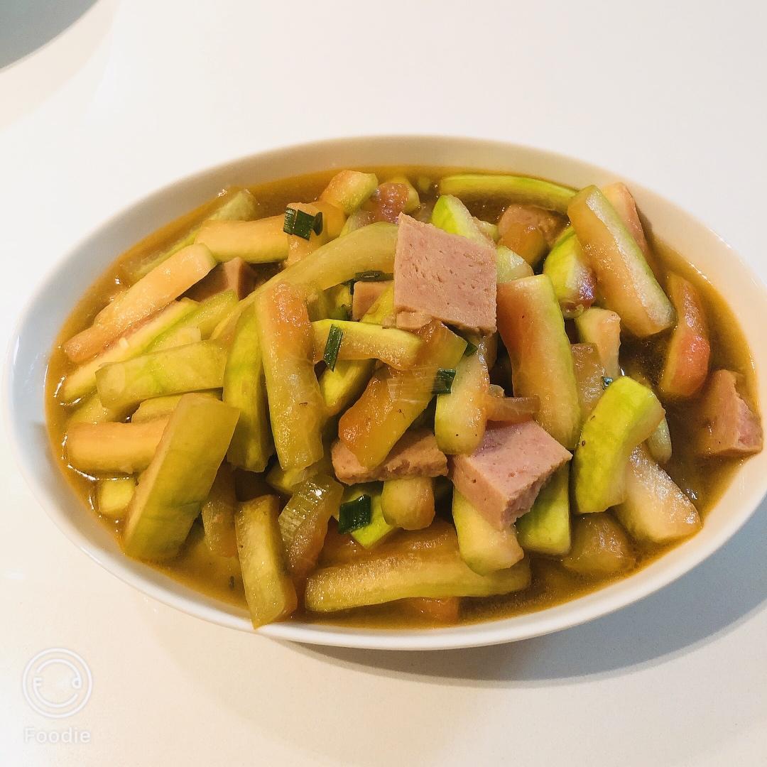西瓜皮毛豆炒肉丝