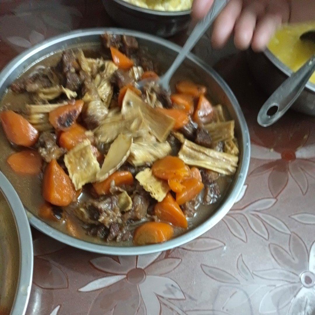 年夜饭特辑|柱侯支竹萝卜焖牛腩