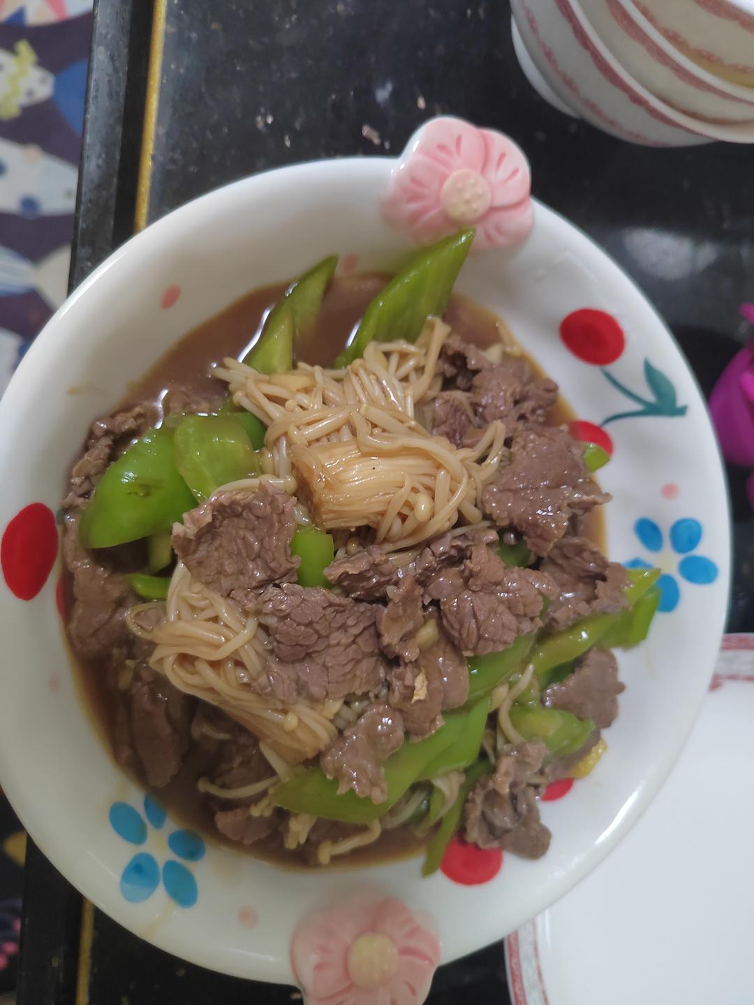 金针菇肥牛（超下饭）