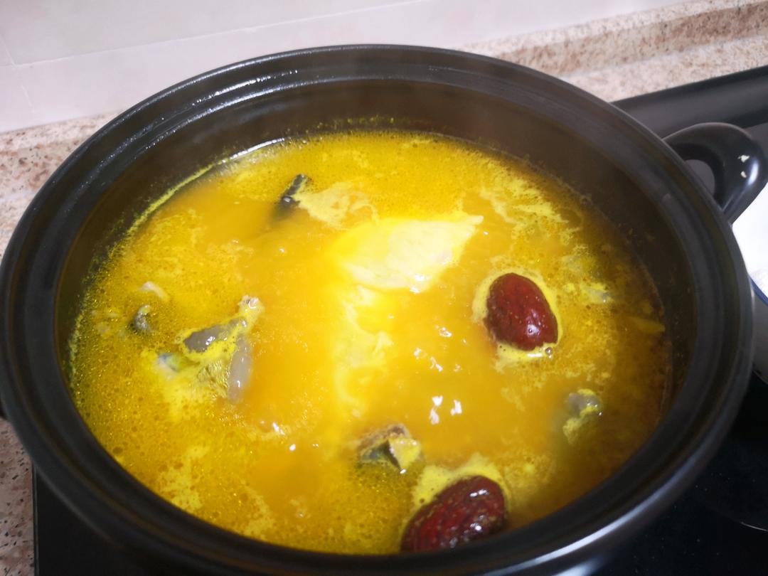 网红美食在家做｜金汤花胶鸡