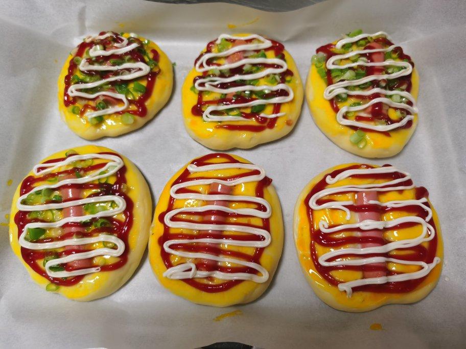 胖乎乎ohm3做的面包夹香肠