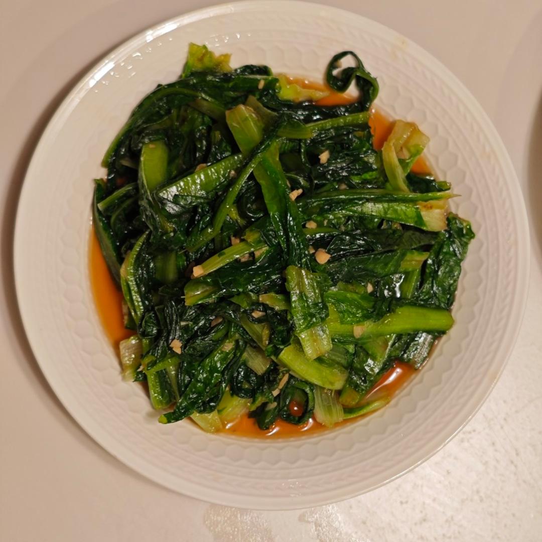 蒜蓉耗油清炒油麦菜，减脂快手菜，宝宝超爱，傻瓜步骤，屡试不爽，好吃且下饭，鲜香爽口！！