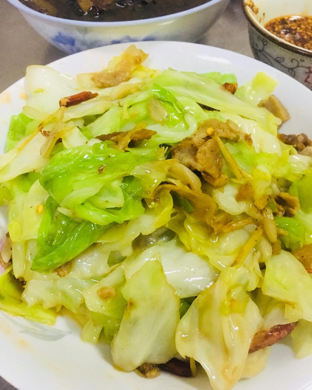 tiramisu瞳做的油渣白菜