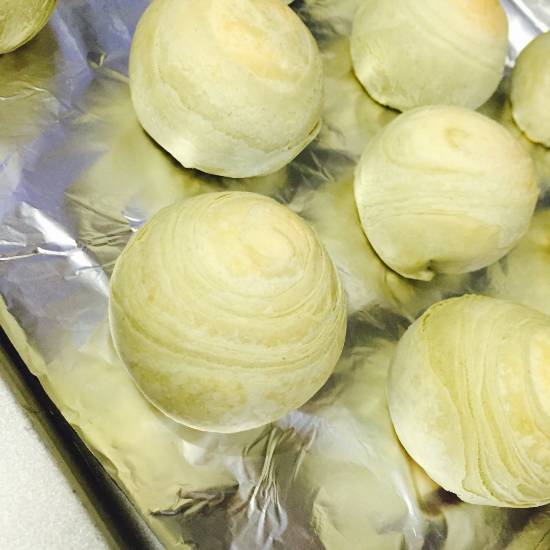 蛋黄酥~紫薯、抹茶、原味~花好月圆，中秋快乐~内附一次做六色蛋黄酥方法~