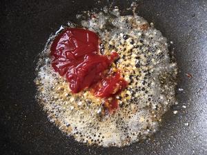 茄汁红烧大虾的做法 步骤8