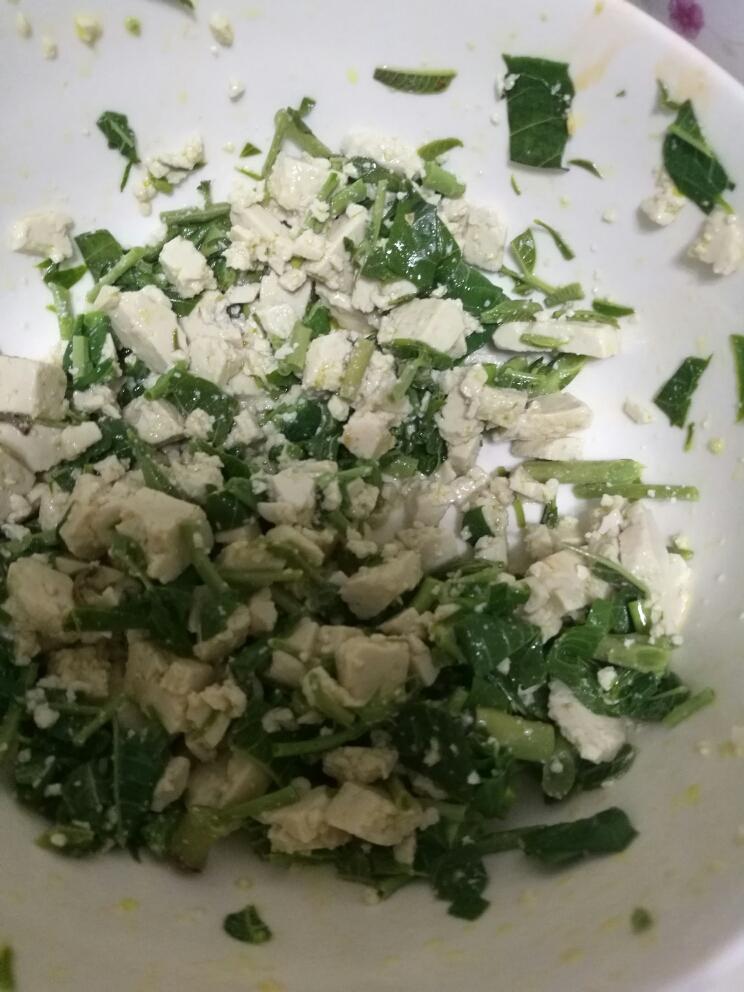香椿芽拌豆腐的做法
