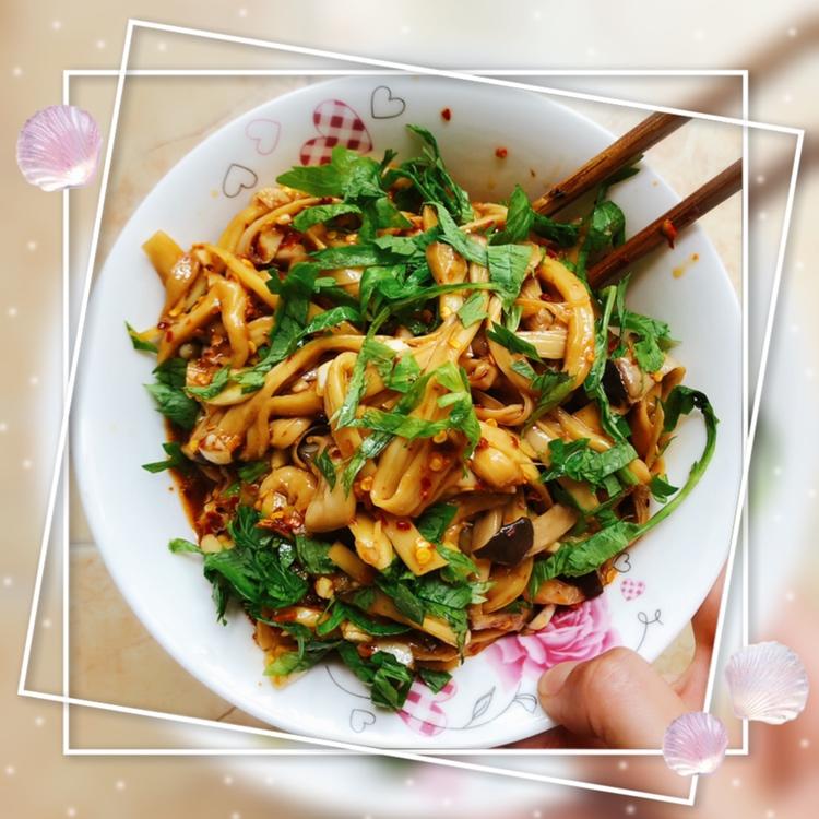 惊艳又开胃：凉拌手撕杏鲍菇（鸡腿菇）