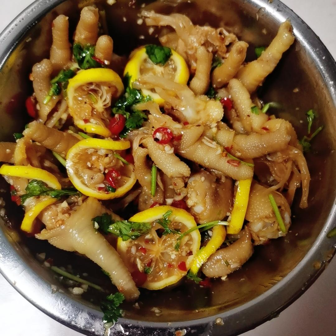 酸辣灵魂鸡爪