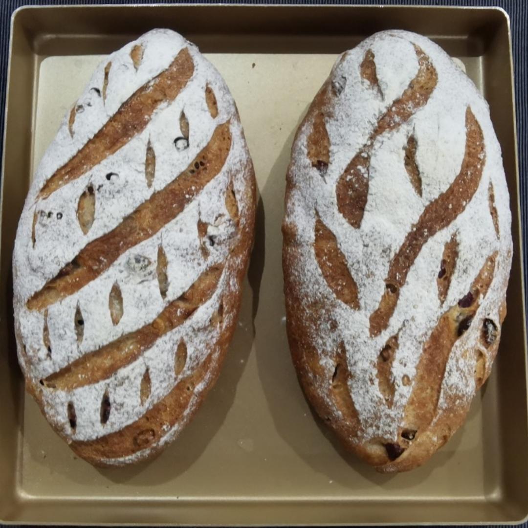 蔓越莓核桃全麦面包