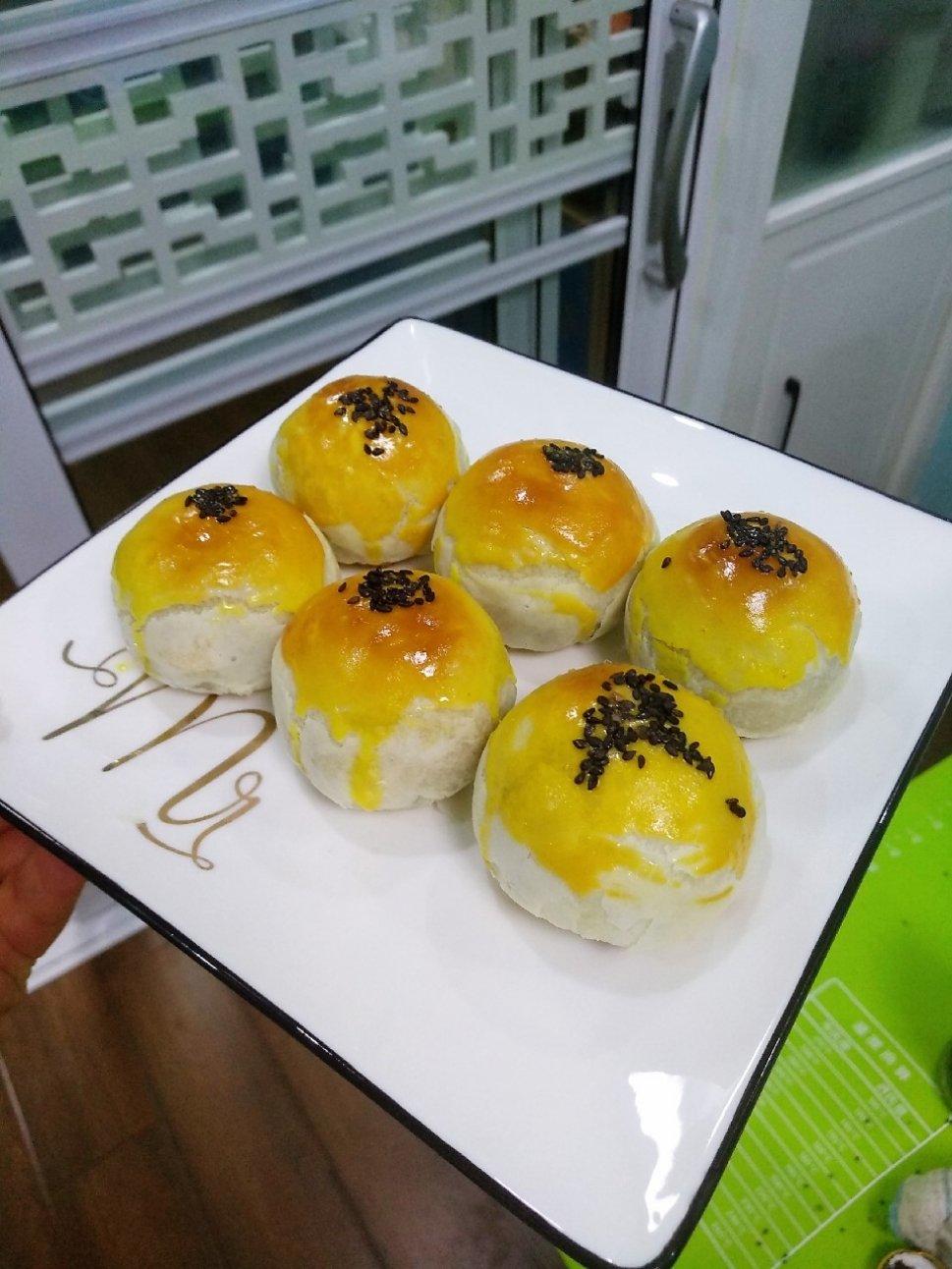 蛋黄酥