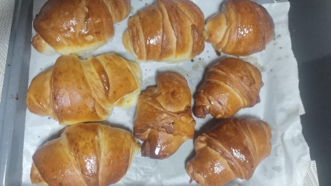 不用折叠！可颂牛角包的傻瓜做法