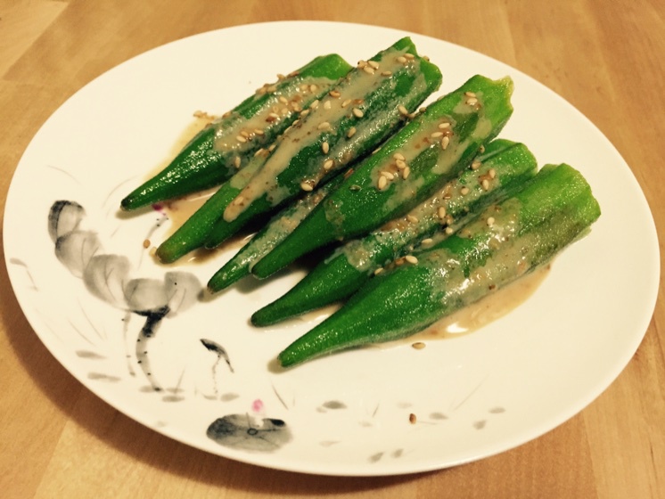 沙拉汁拌秋葵