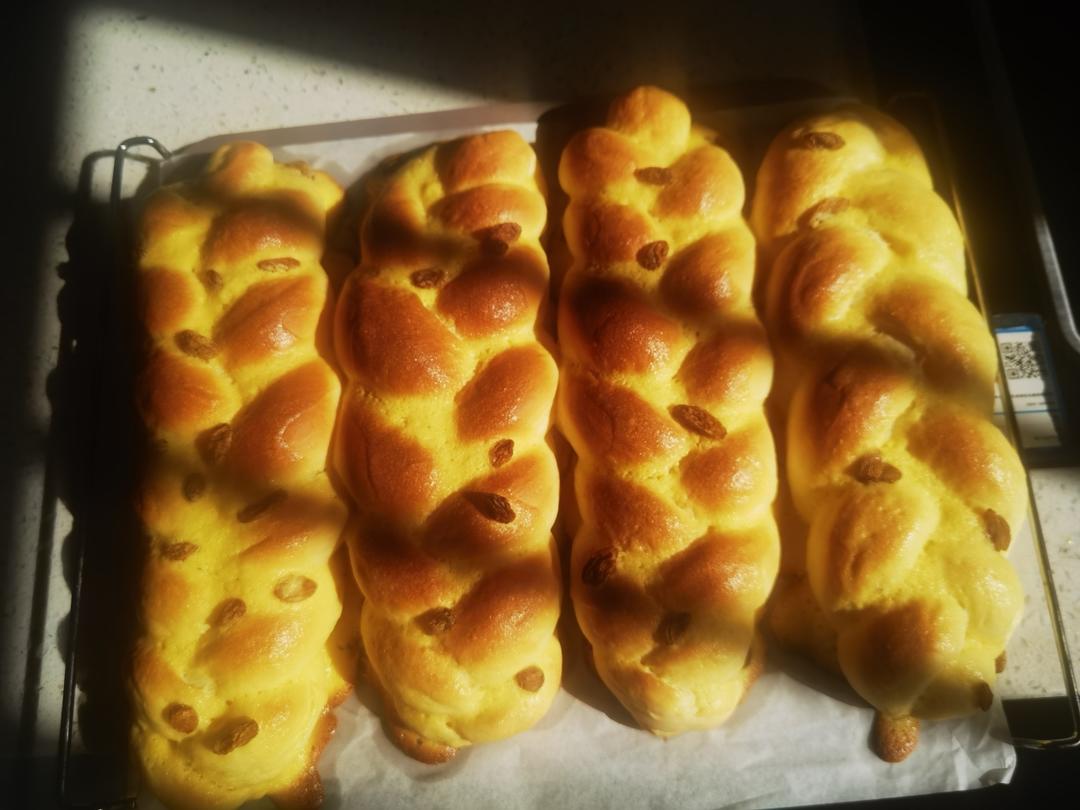 酥皮墨西哥辫子包💯 奶香浓郁，新手一次成功！