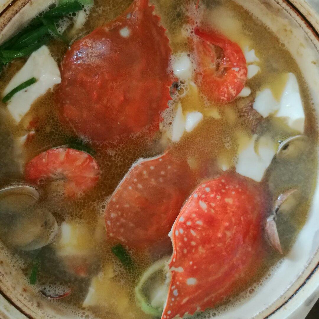 白蟹豆腐煲