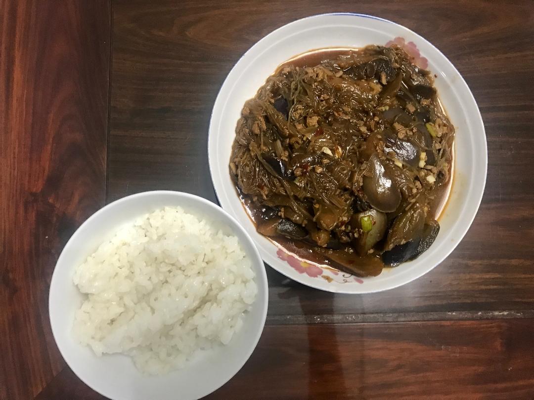 肉末茄子粉丝煲