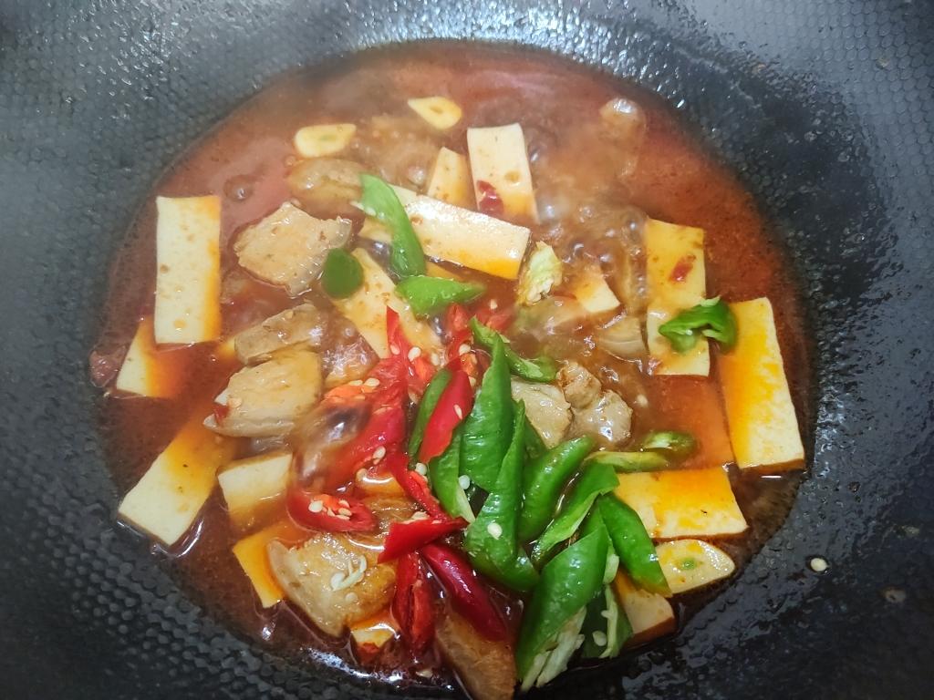 香干回锅肉家常下饭菜的做法 步骤6