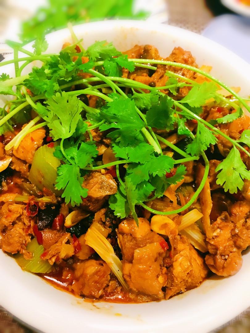 重庆麻辣烧鸡公