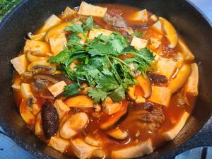 番茄肥牛菌菇豆腐汤的做法 步骤5