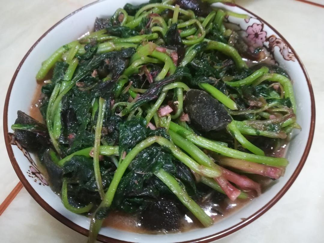 皮蛋苋菜