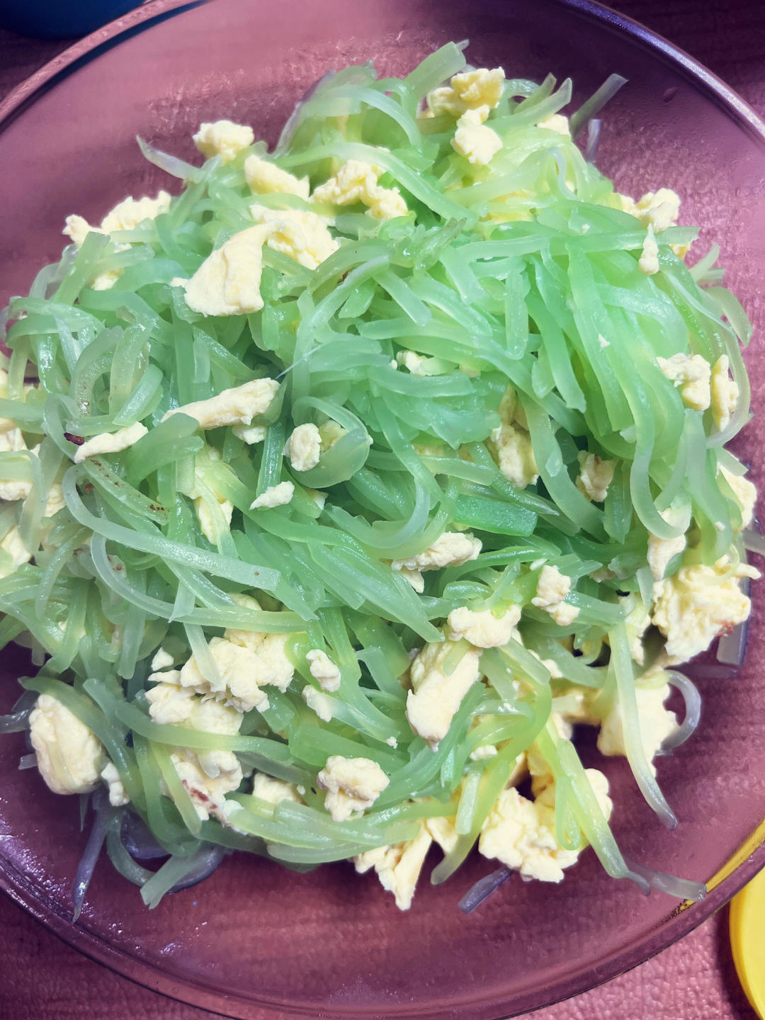 青笋丝炒鸡蛋