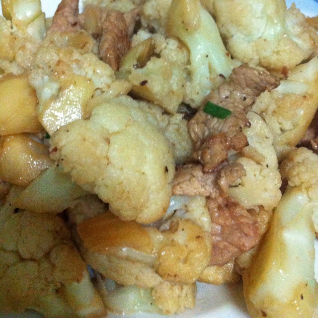 菜花炒肉片