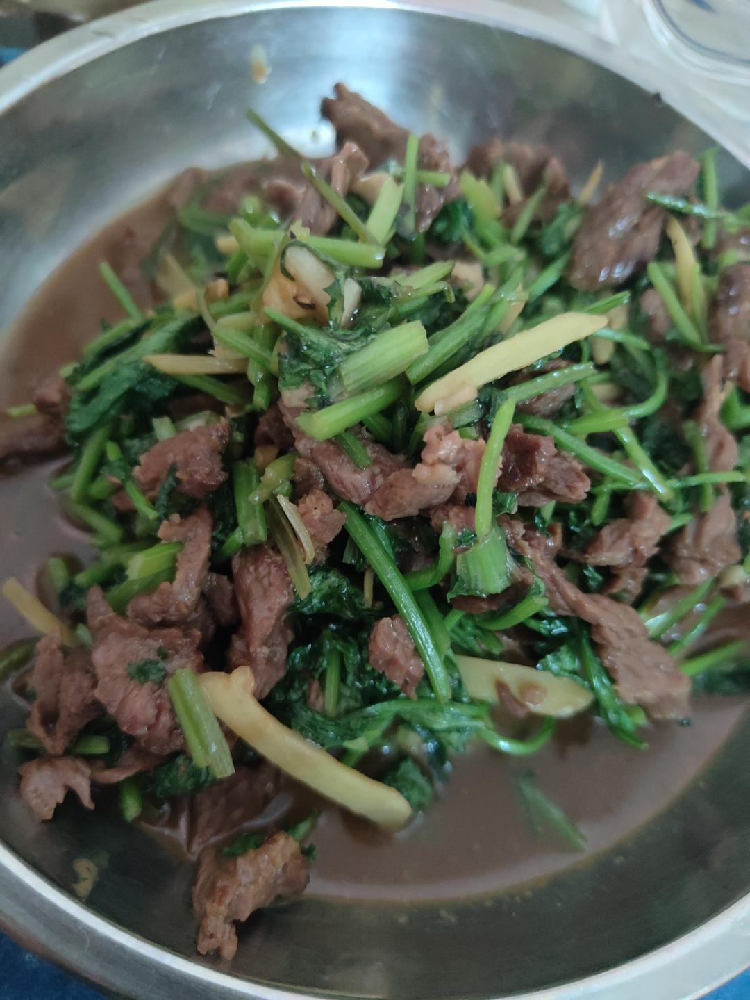 香菜牛肉