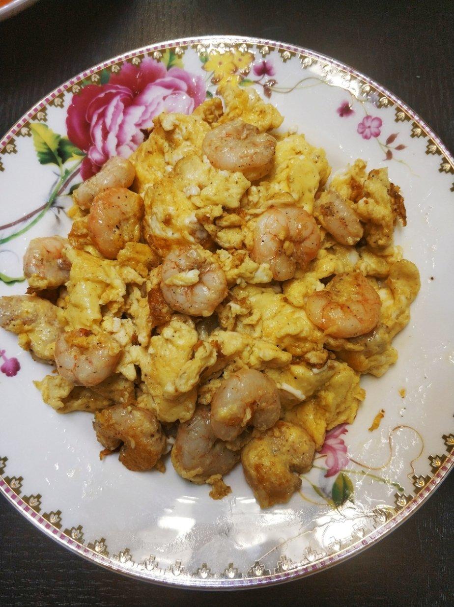 鲜香嫩滑的 虾仁滑蛋