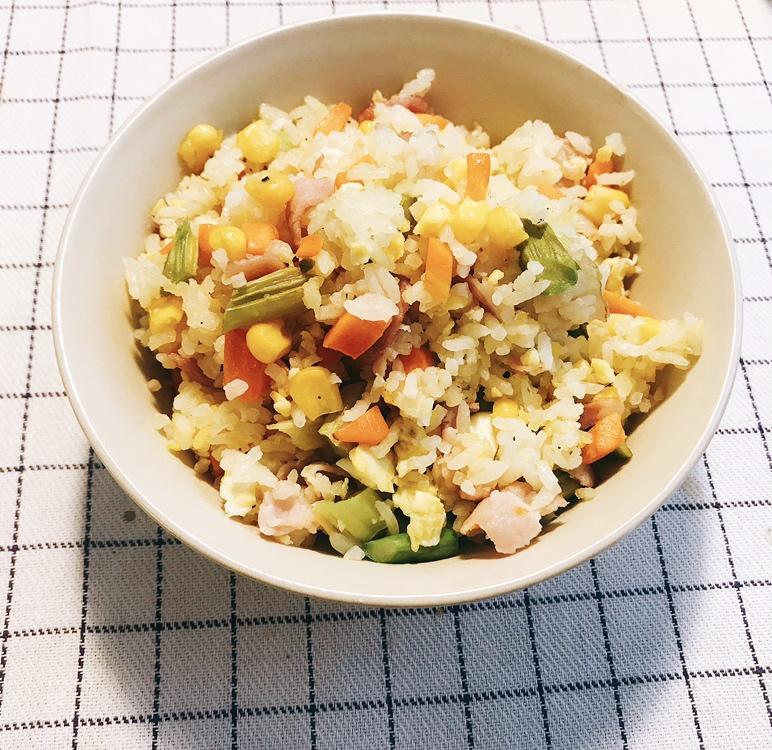 培根蛋炒饭