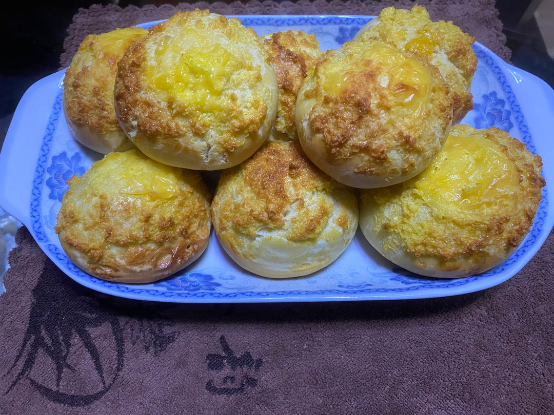 一次发酵同样松软的椰蓉小面包