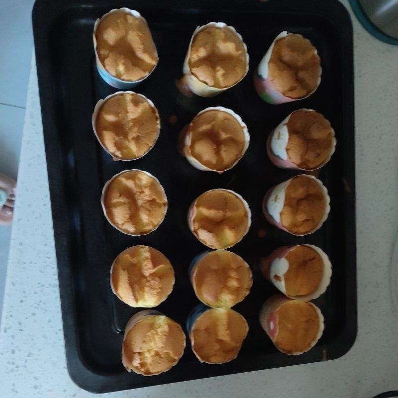 纸杯蛋糕 8寸戚风蛋糕的量